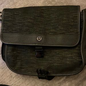 Lululemon crossbody